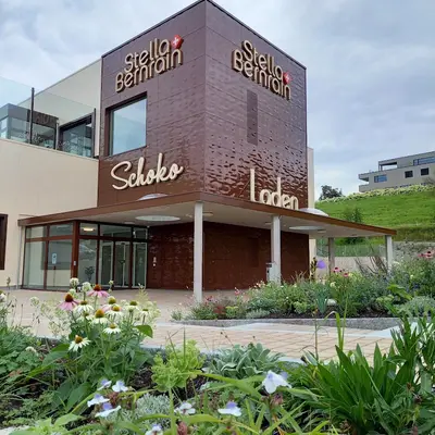 Cafe Stella & SchokoLaden Bernrain